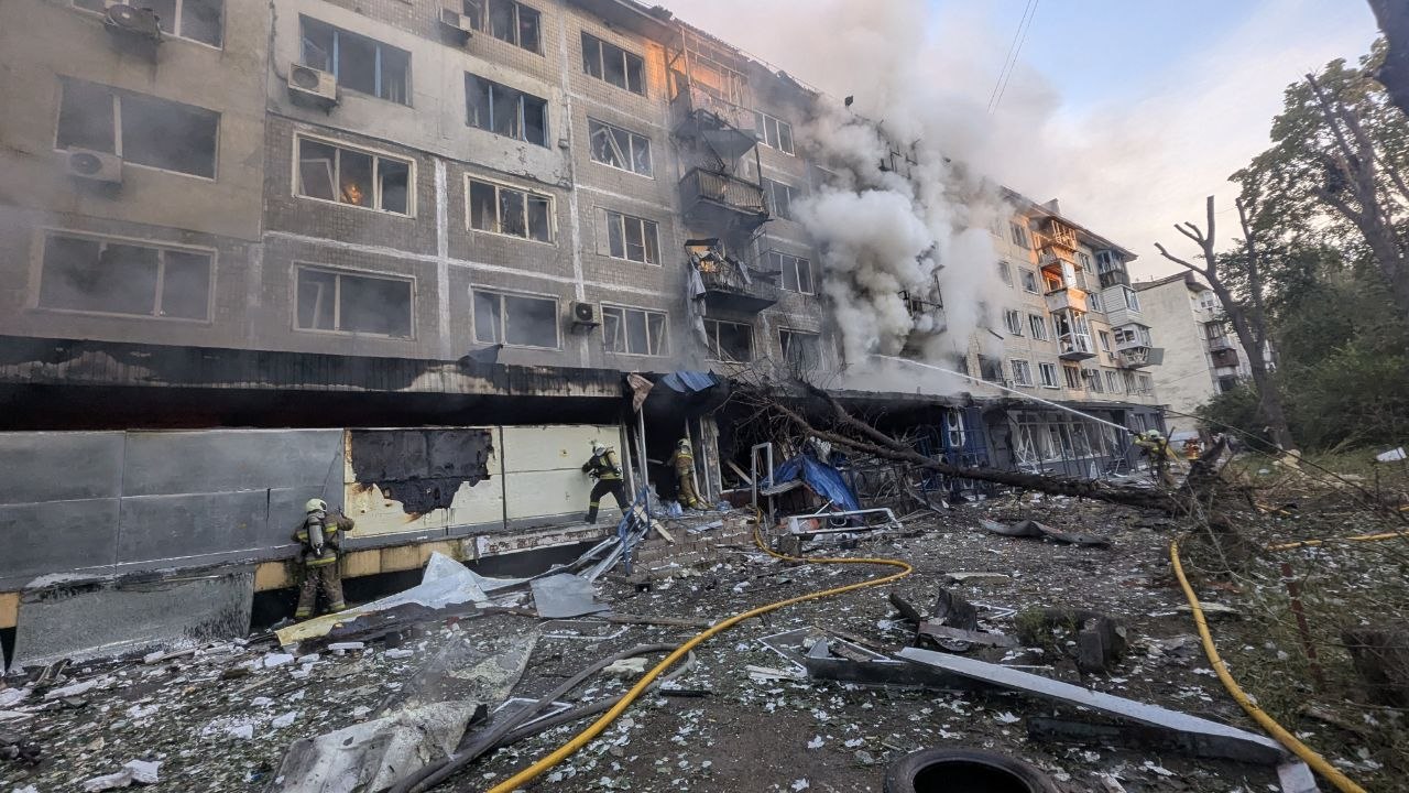 Ворожа атака на Київ: допомога мешканцям Солом’янського району